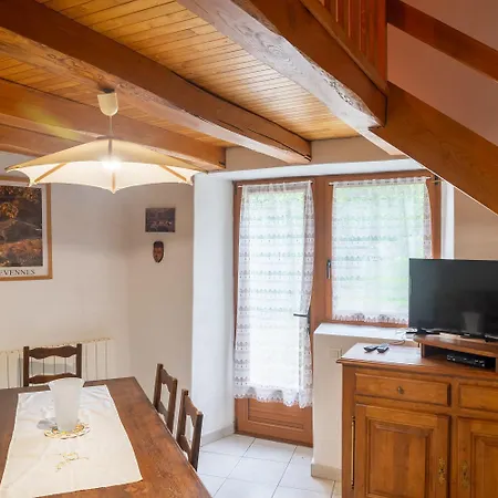 De Rene 4/5 Personnes Holiday home Sainte-Croix-Vallee-Francaise